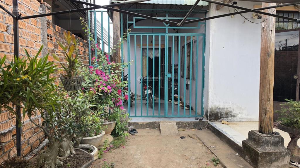 Bán đất mặt tiền quốc lộ 329  vị trí đẹp, tiềm năng đầu tư và kinh doanh