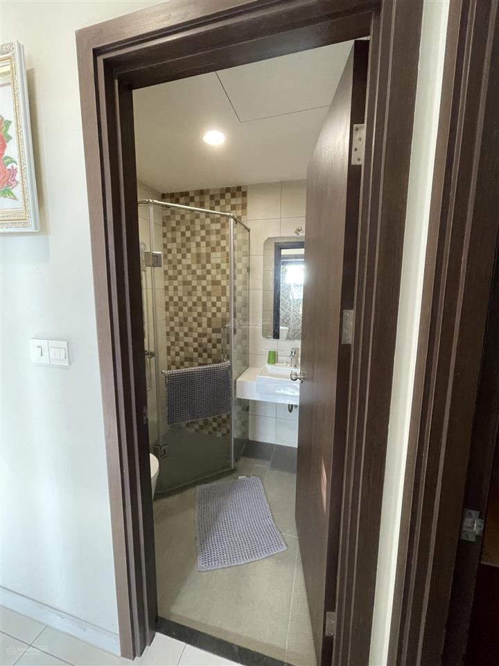 Cho thuê 2pn2wc diện tích 66m2 góc full nội thất gỗ xịn