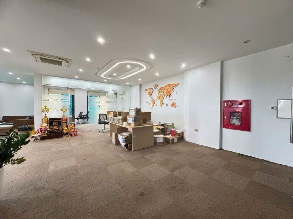 Anh Bình bán Toà nhà 400m2 x 8 tầng Mặt Phố Trần Đại Nghĩa