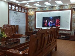 Bán căn hộ CT5B Mễ Trì Thượng 90m2 3PN 2WC nhà đẹp đủ đồ giá 6.9 tỷ có thương lượng liên hệ 0986128415