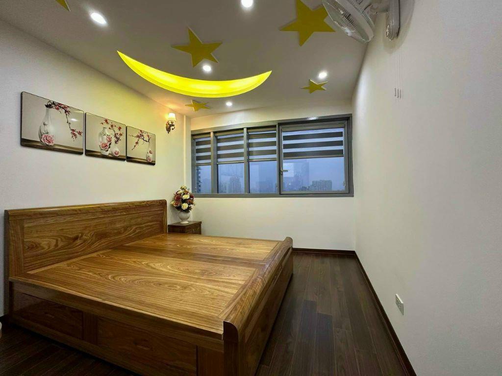 Bán căn hộ A6 Nam Trung Yên 2 phòng ngủ 1 vệ sinh, nhà đẹp giá 3.* tỷ có bớt liên hệ 0349627688