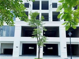 Cần bán lk 19 phân khu anh quốc, dt 100m2, mặt đường 33m, kinh doanh đỉnh, cạnh hồ, giá 19,2tỷ