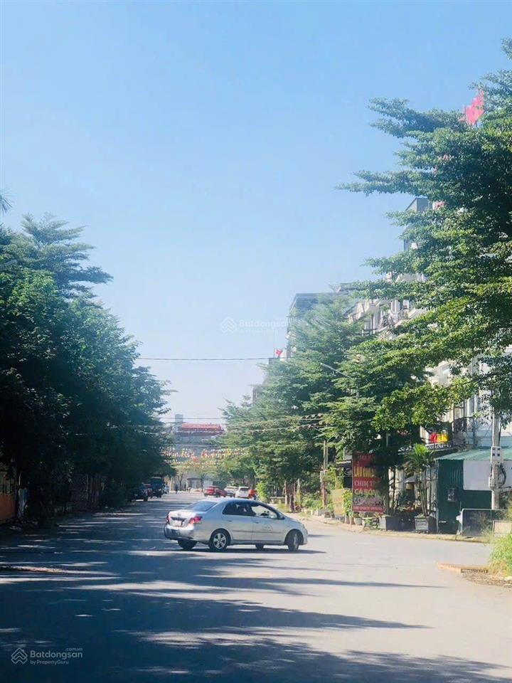 Cần bán đất đấu giá trũng lai xá, dt 75m, mặt tiền 5m, đường trước mặt 24m