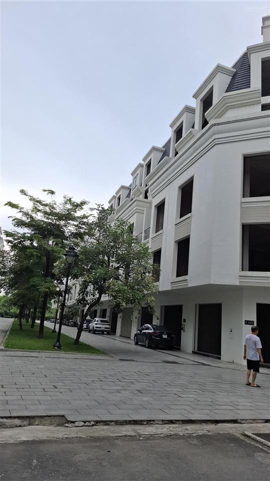 Cần bán lk phân khu anh quốc dự án hinode royal park, dt 100m², hướng đông nam, gần hồ điều hòa