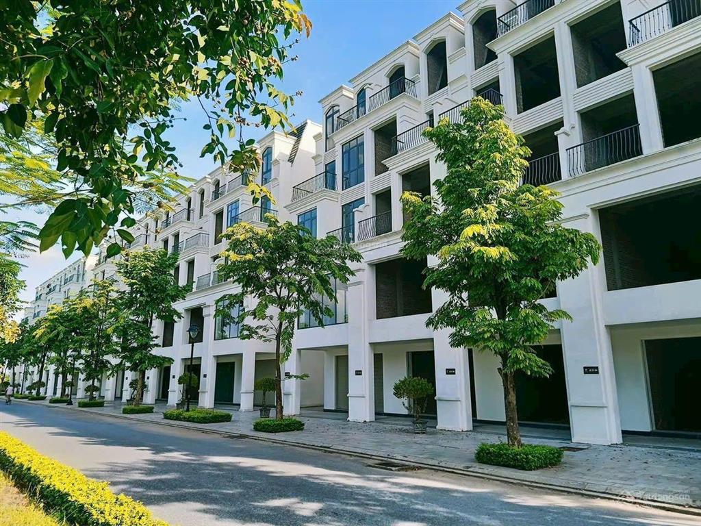 Cần bán lk phân khu anh quốc dự án hinode royal park, dt 100m², hướng đông nam, gần hồ điều hòa
