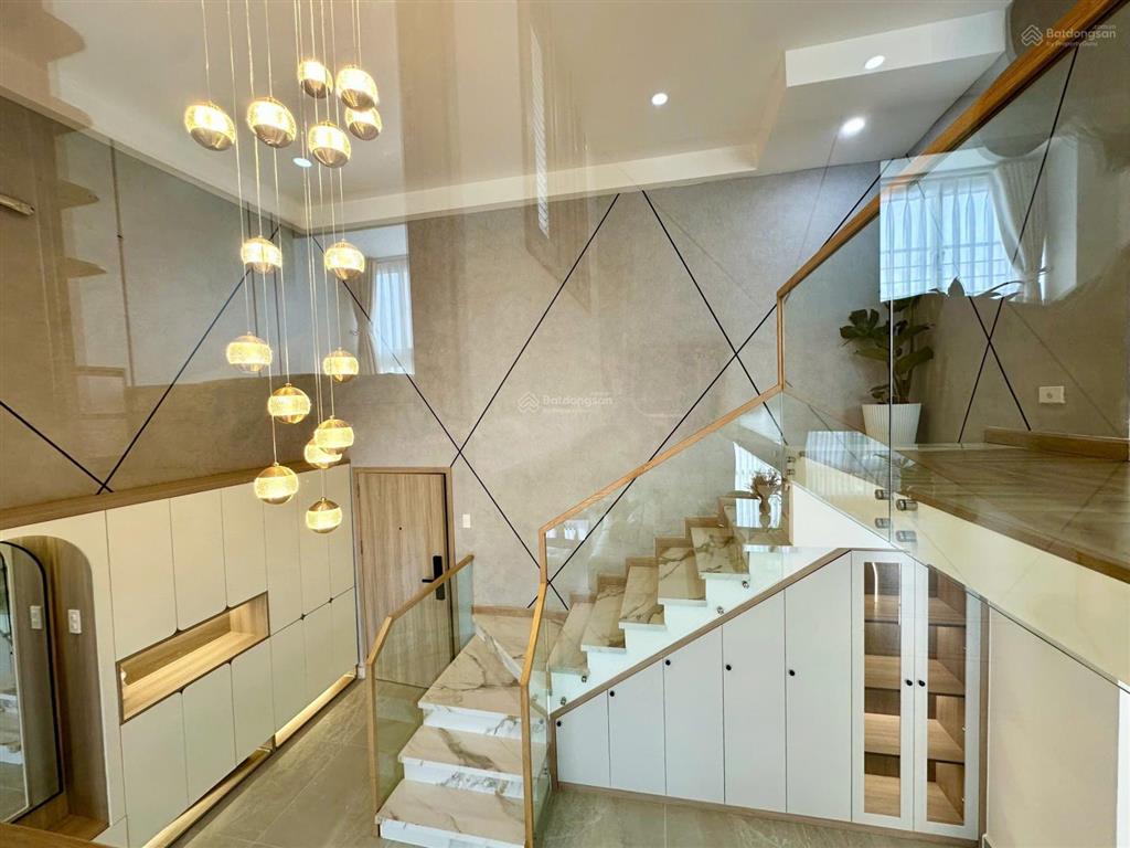 Bán căn hộ loft sky garden, quận 7  4pn rộng rãi, nhà trống giao ngay!