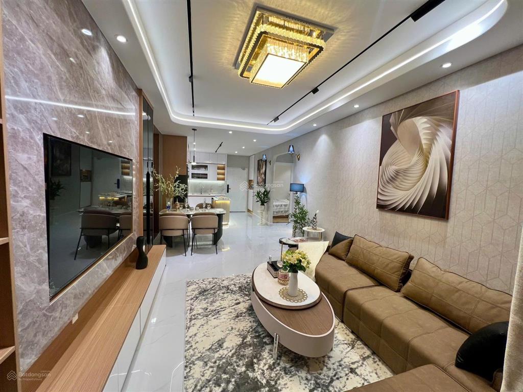 Siêu phẩm đầu tư sky garden 2  sẵn hđ thuê 30tr/tháng  nội thất mới tinh