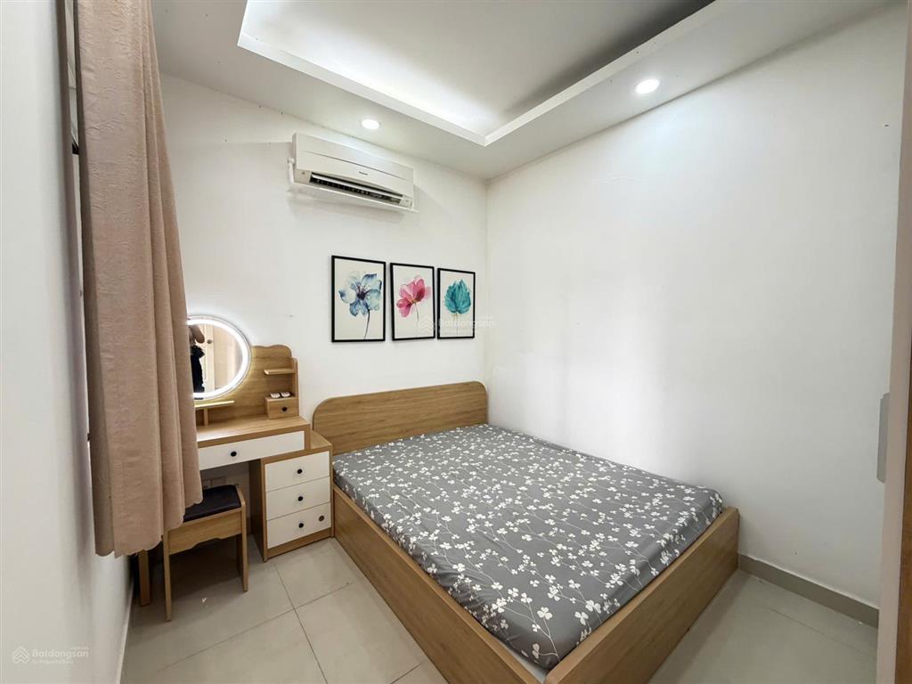 Bán căn hộ sky garden 3, giá tốt 5,89 tỷ, 71m2, 3pn, 2wc, đầy đủ nội thất tại quận 7, hcm