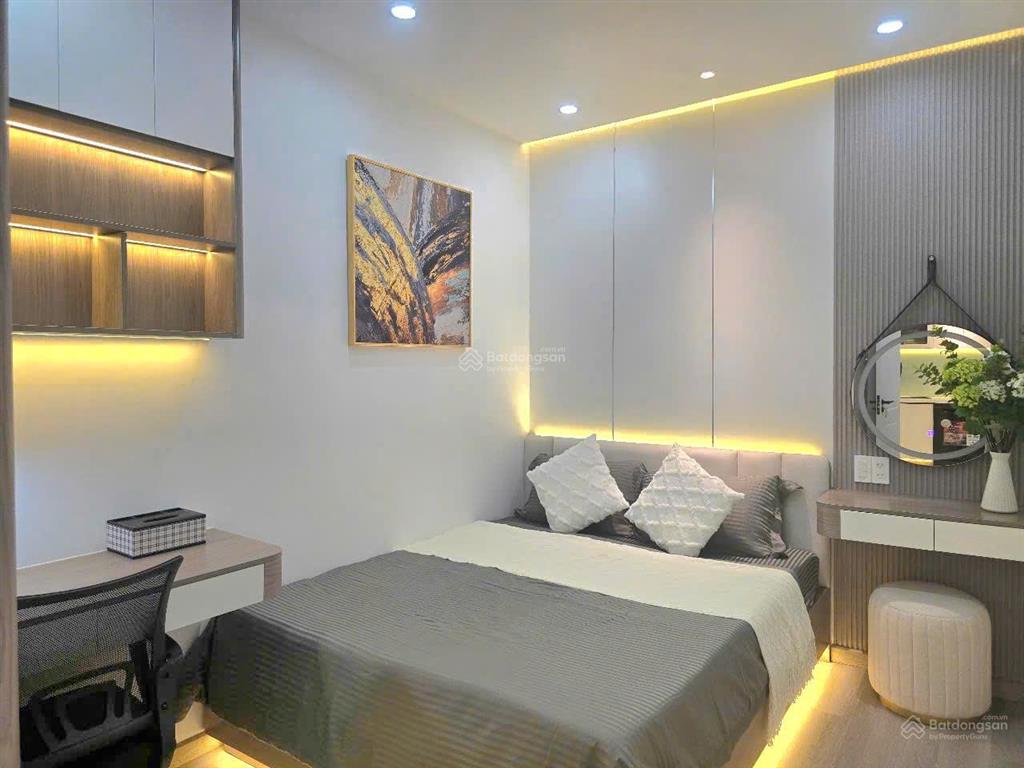 Bán căn hộ chung cư sky garden ii, 5,65 tỷ, 71m2, 2pn, 2wc, view landmark 81, pháo hoa