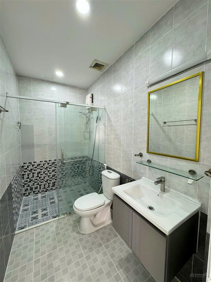 Bán cc sky garden 3, 5,8 tỷ, 70m2, 2pn, 2wc, giá tốt, có sẵn hđt