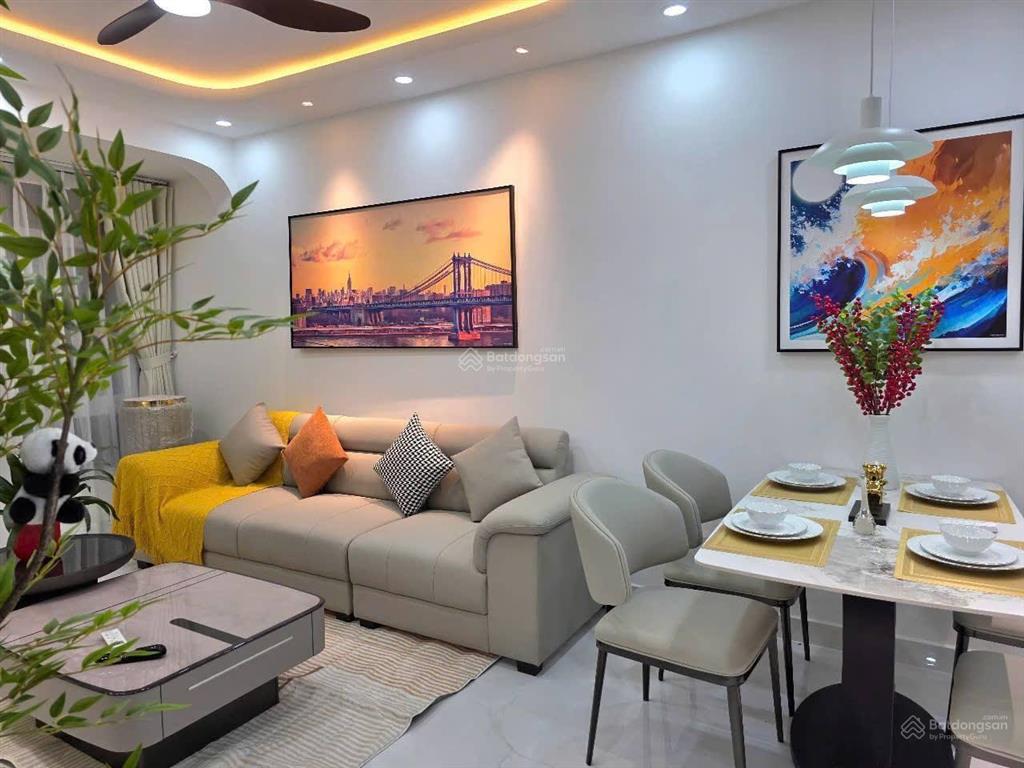 Căn góc giá tốt  chỉ 6 tỷ 2 bao sang tên sky garden  nhà mới 100% giao ngay!