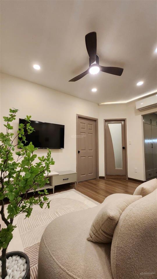 Chủ giảm 150tr 4.4 tỷ  sky garden 3 q7  đang có sẵn hđ thuê 16.5 tr/tháng.