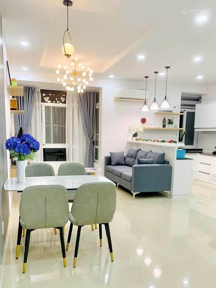 Bán ch sky garden 3, 70,12m2, 2pn, 2wc, 5,150 tỷ full nội thất tại q7, pmh.