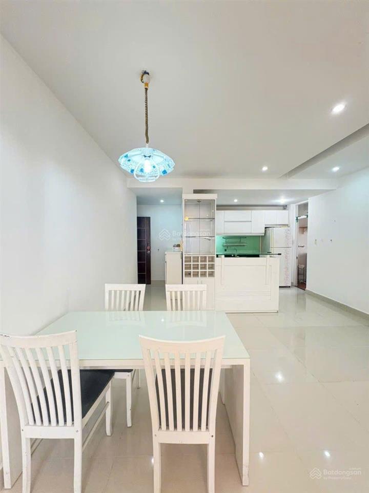 Bán căn hộ 2pn giá cực chất tại sky garden 3, quận 7, tp. hcm, 5,8 tỷ, 74m²
