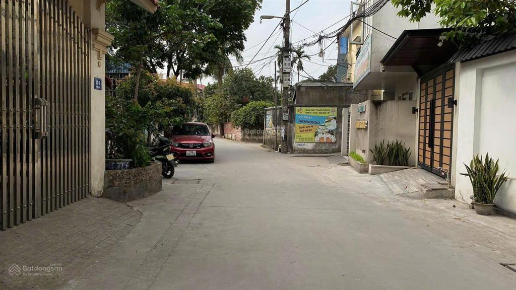 Cực hiếm nhà 3 tầng trung tâm sở dầu 45m2, ô tô đỗ cửa chỉ 2,1 tỷ