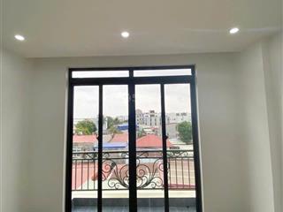 Cực hiếm nhà độc lập, sân cổng 52m2 ngay khu tđc chợ hoa qủa chỉ hơn 3 tỷ xíu