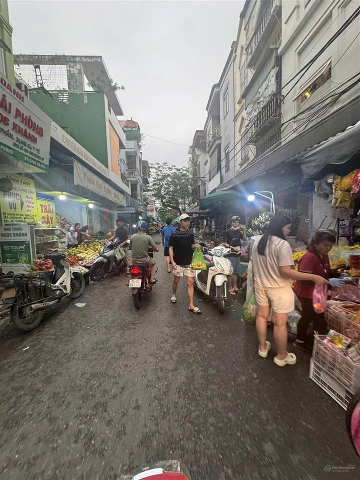 Cực hiếm nhà 52,8m2 ngay chợ hòa bình, chỉ hơn 4 tỷ xíu