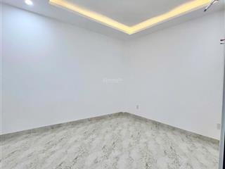 Chỉ 4,5 tỷ nhà 4 tầng cực đẹp khu tđc ngay chợ sở dầu, hồng bàng