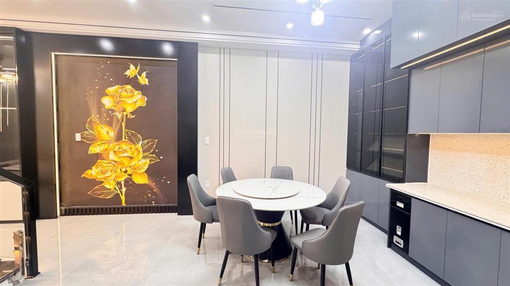 Hàng hiếm nhà 3 tầng 55m2, ngay trường mầm non sở dầu, hồng bàng, chỉ hơn 3 tỷ xíu