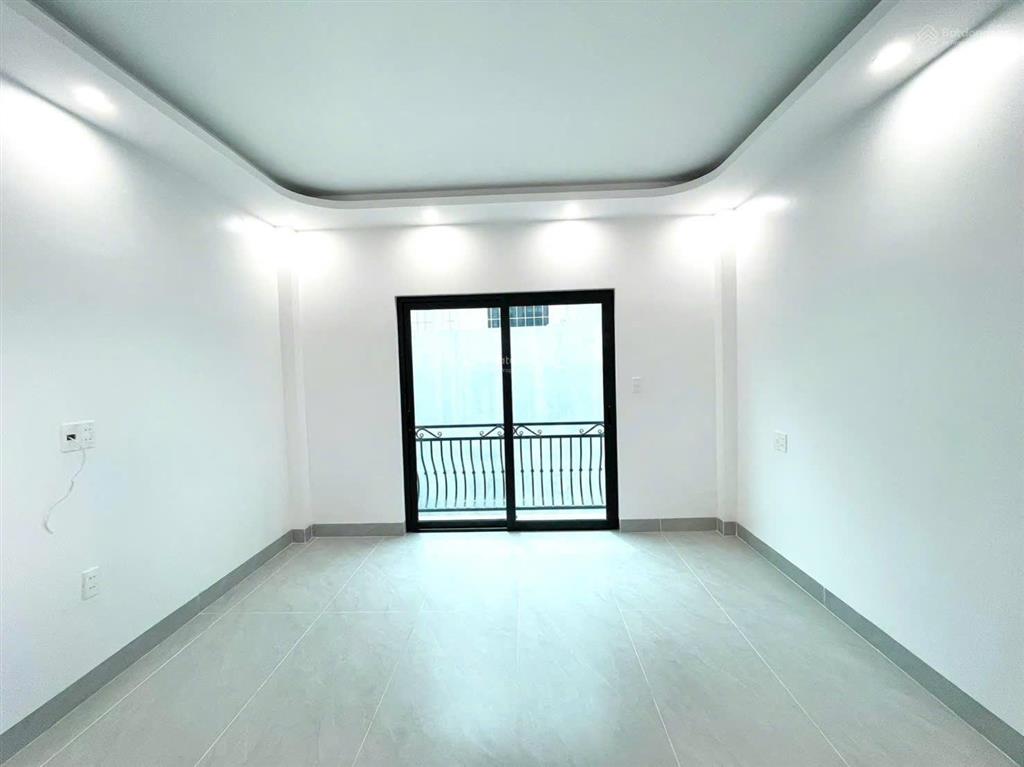 Siêu rẻ nhà 3 tầng 41m2 trung tâm hùng vương, hồng bàng, chỉ hơn 2 tỷ xíu