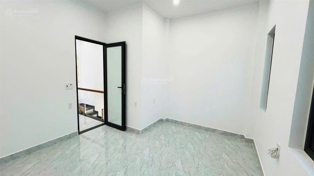 Siêu rẻ chỉ 2,1 tỷ nhà 2 tầng siêu đẹp ngay trường xanh tuệ đức, hải phòng