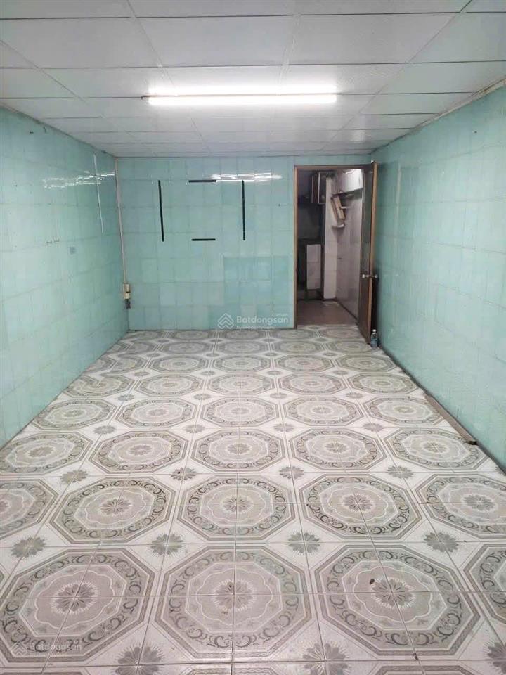 Chỉ 2,1 tỷ nhà 2 tầng 35m2 ngay vin thượng lý, đường thông 4m, ô tô đỗ cửa