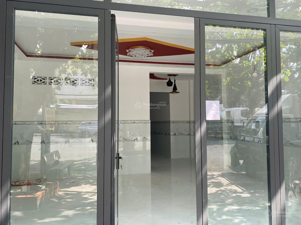 Bán nhà mặt tiền huỳnh tấn phát nhà bè
