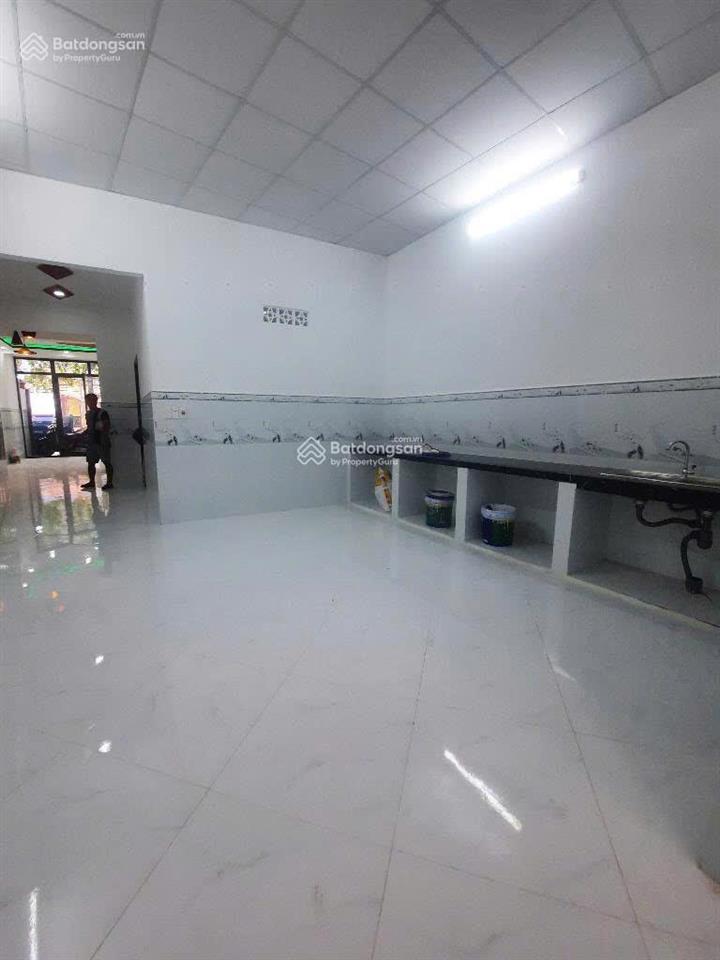 Bán nhà mặt tiền huỳnh tấn phát nhà bè