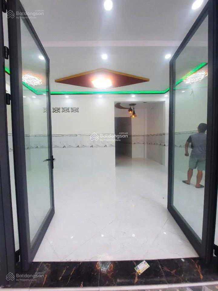 Bán nhà mặt tiền huỳnh tấn phát nhà bè