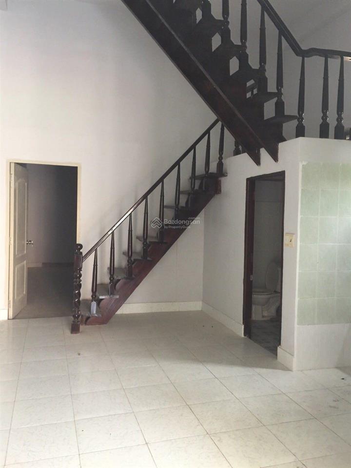 Nhà 1 lầu hẻm nhựa xe tải thông ra lxo sau lưng bách hóa xanh đối diện trường mầm non long trường