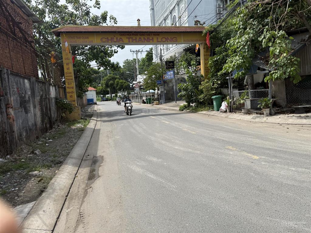 Chủ ở lâu năm gửi cần bán gần 5746m² đất đối diện dệt phong phú để chia tài sản