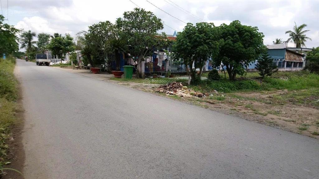 Cần bán lô đất 1500m2 mặt tiền đường số lò lu, long phước