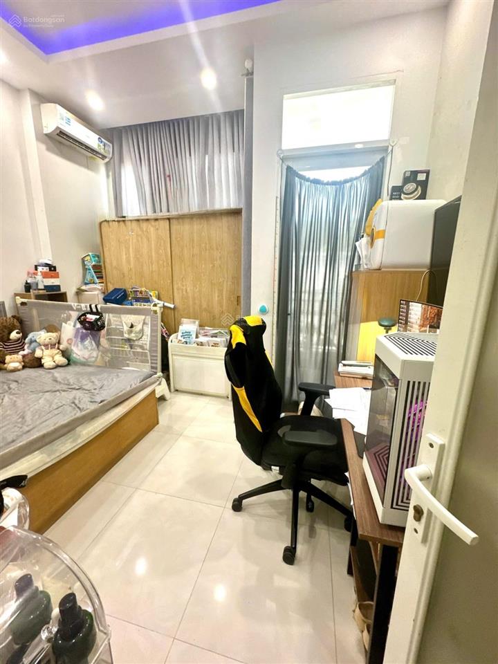 Bán nhà đường 297  phước long b, q.9