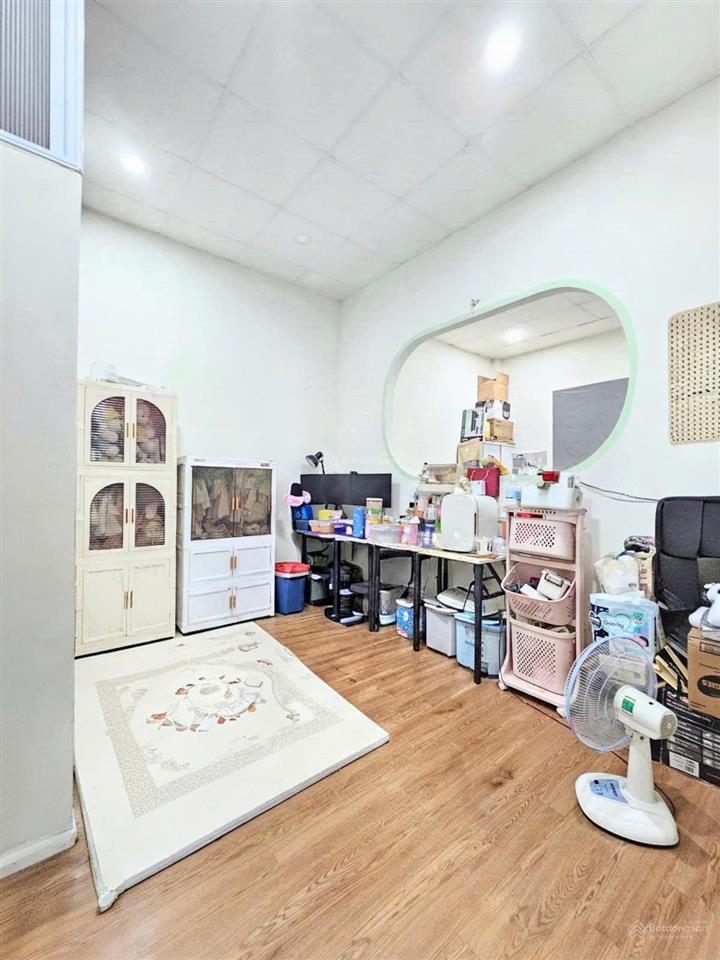 Bán nhà c4 mới 65m2 ở đường tăng nhơn phú, phước long b, chỉ 3,95 tỷ