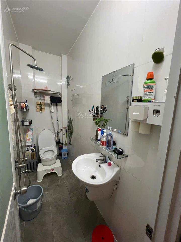 Nhà đẹp gần vinhomes q9  đường ô tô né  giá 4,95 tỷ