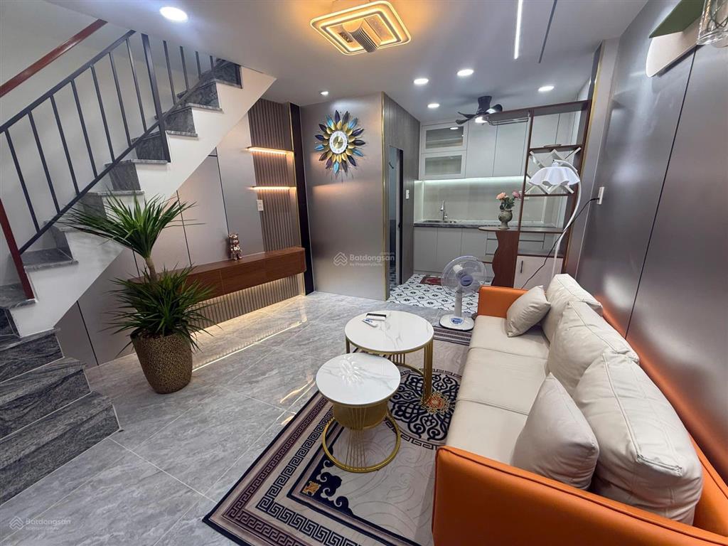 Nhà đẹp 2 tầng chỉ 2tỷ6 ở phường linh xuân có shr