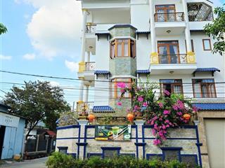 Bán nhà phố 53m2, 3 tầng, chỉ 4ty7, hoàn công đủ, đường ô tô, gần chợ long trường.