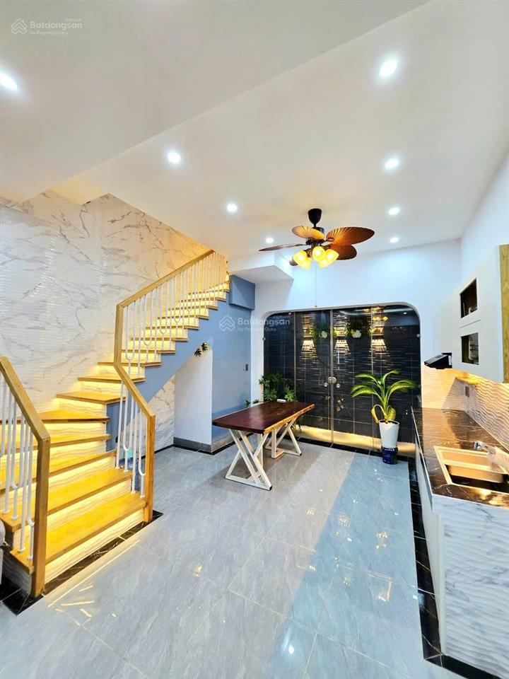 Gấp bán nhà tâm huyết 4 tầng lầu  5 tỷ  nguyễn duy trinh  50m2