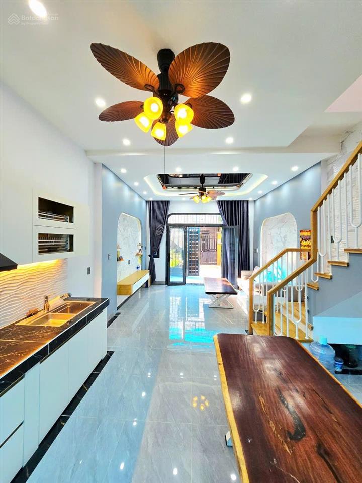 Gấp bán nhà tâm huyết 4 tầng lầu  5 tỷ  nguyễn duy trinh  50m2