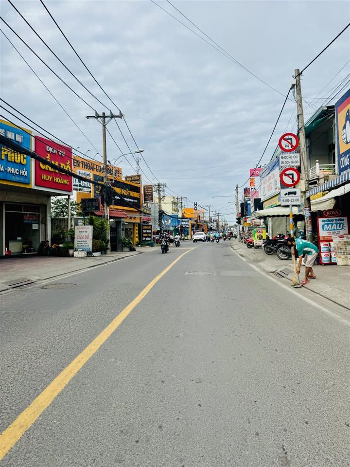 Bán miếng đất 81m2 sát bên vinhome q9  3ty8