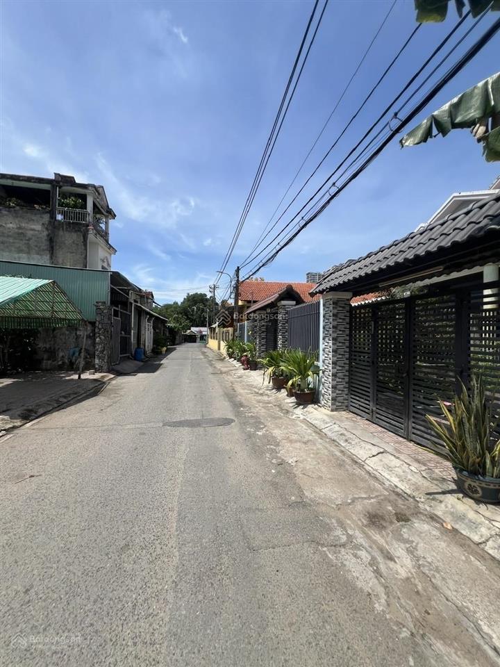 Bán miếng đất 81m2 sát bên vinhome q9  3ty8