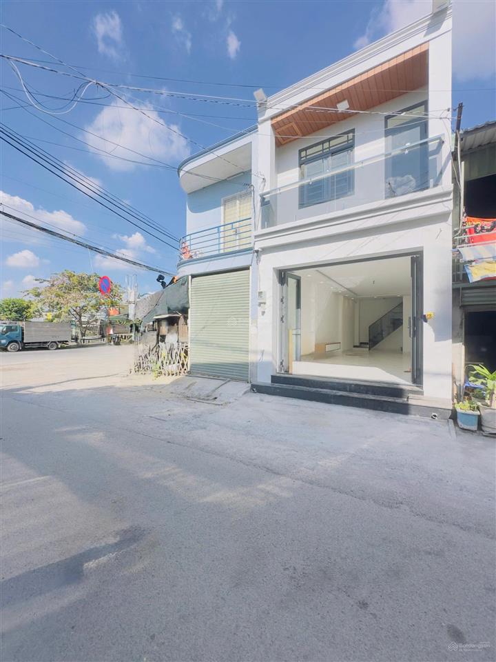 Bán nhà đối diện gigamall mặt tiền đường nhỉnh 7 ty