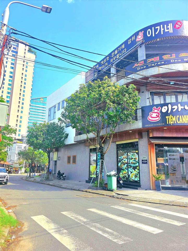 Chủ ngộp bank bán nhanh lô góc 121m2 tặng nhà cấp 4 sát biển mỹ khê