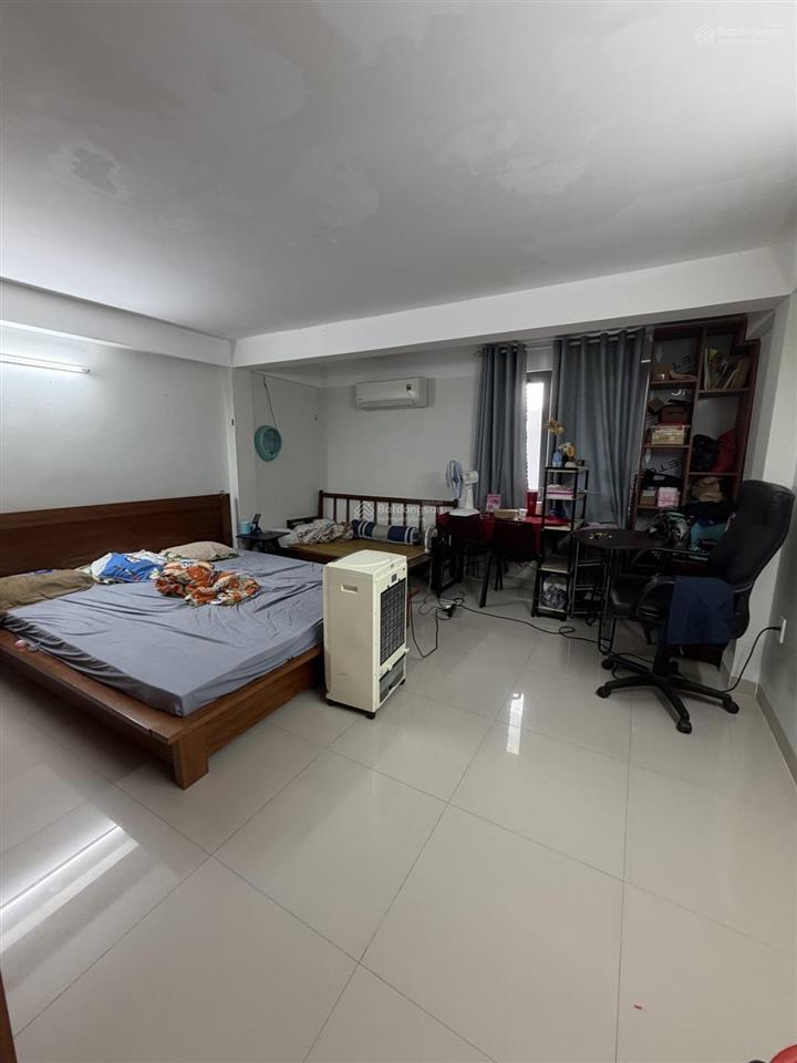 Cần tiền kinh doanh bán nhanh đất tặng kèm nhà 3 tầng khu mỹ an