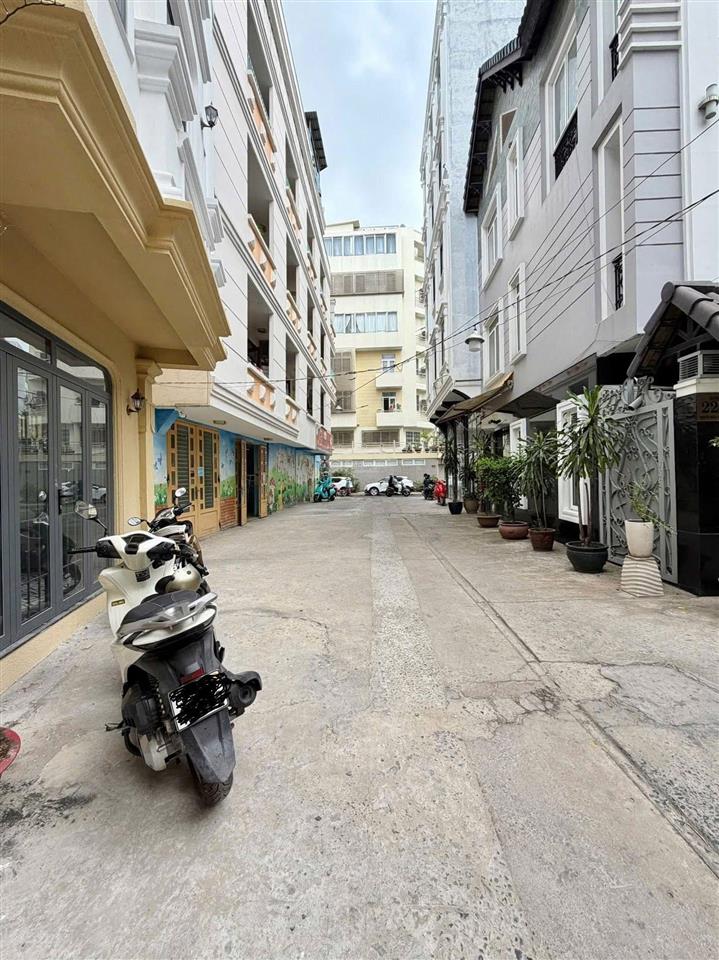 Đất vàng sát biển mỹ khê tặng nhà cấp 4 có dòng tiền giá chỉ 7.6 tỷ