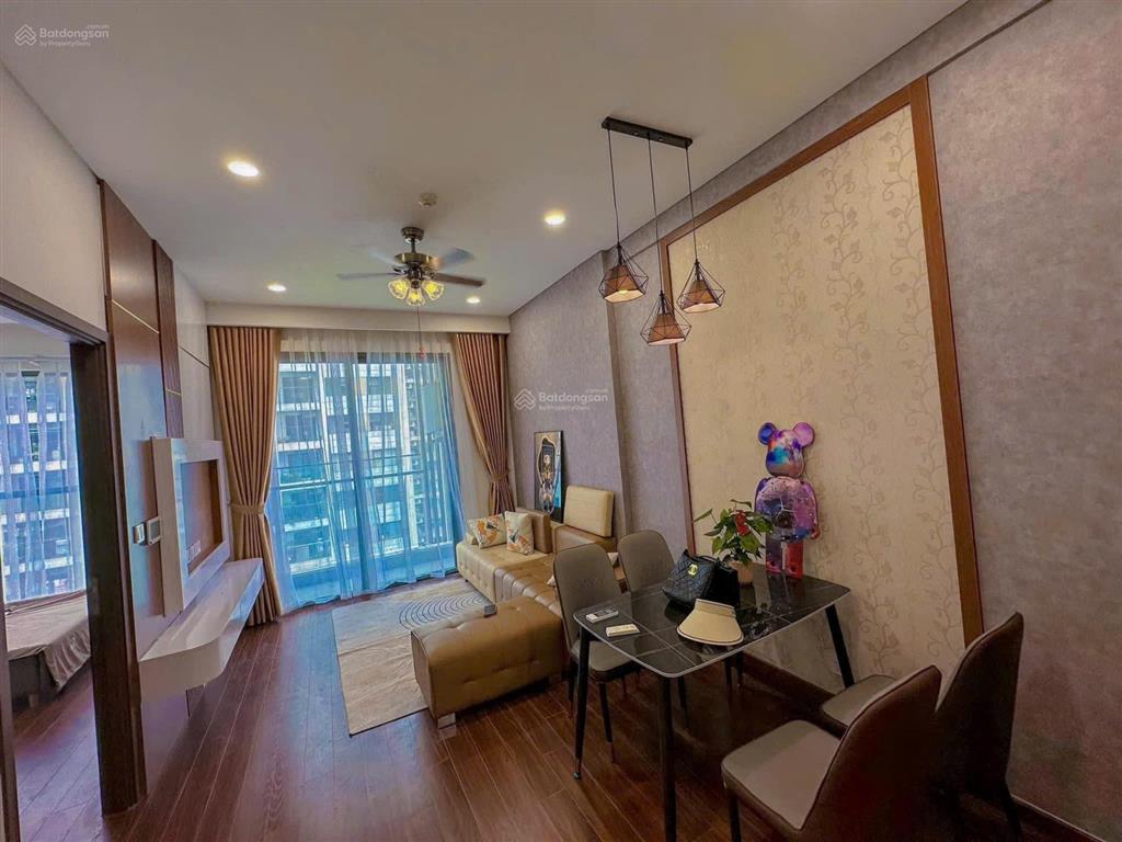Chính chủ không qua trung gian bán căn hộ m1 masteri waterfront, diện tích 63m2 full đồ giá 4,8 tỷ