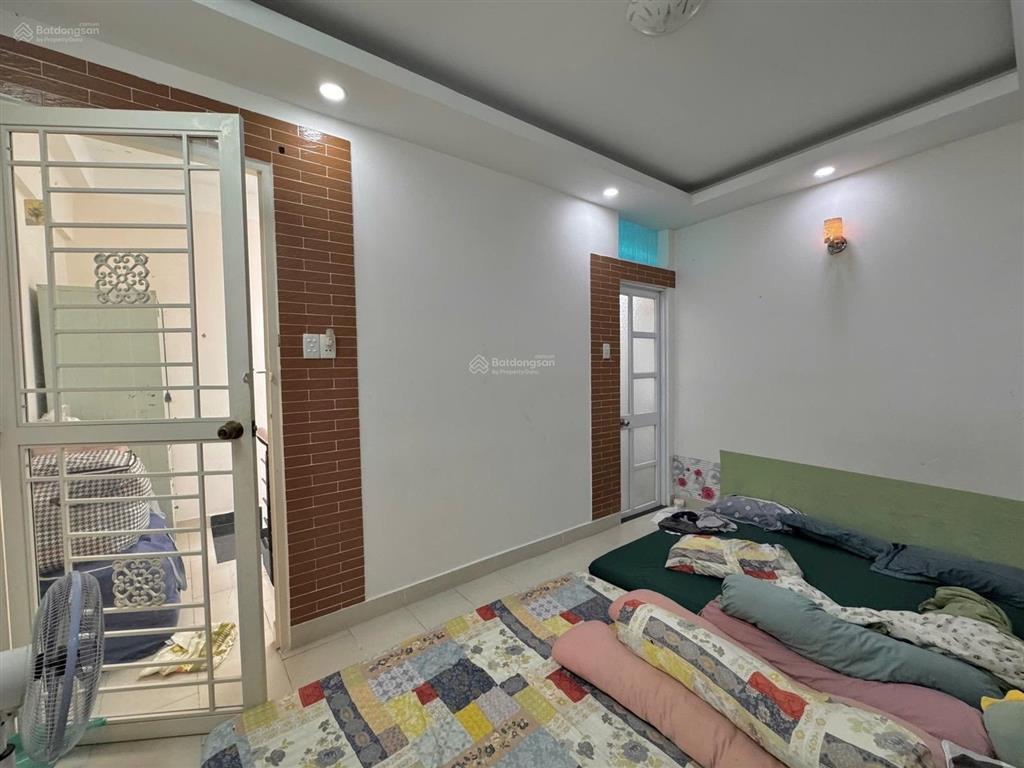 Bán nhà mt phan đình phùng 47m2 3,4x14m 5 tầng 8pn chỉ 9,9tỷ