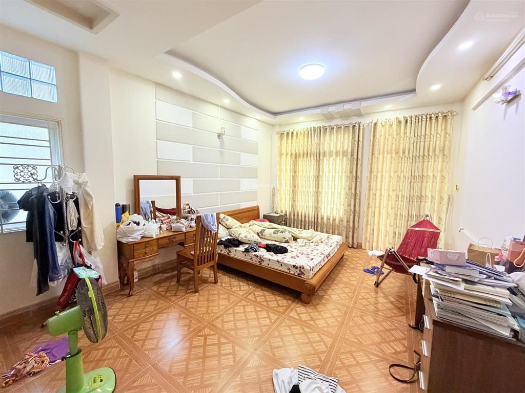 Bán nhà mt phan đình phùng 47m2 3,4x14m 5 tầng 8pn chỉ 9,9tỷ