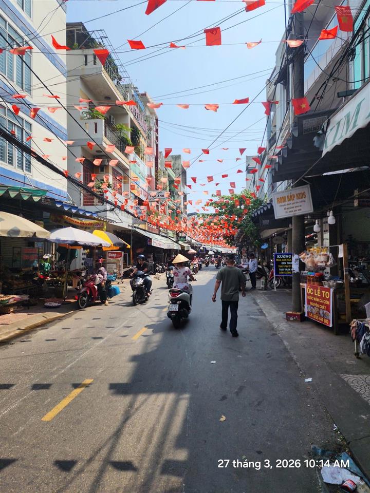 Nhà 2 tầng mặt tiền chợ thanh khê  đường cù chính lan