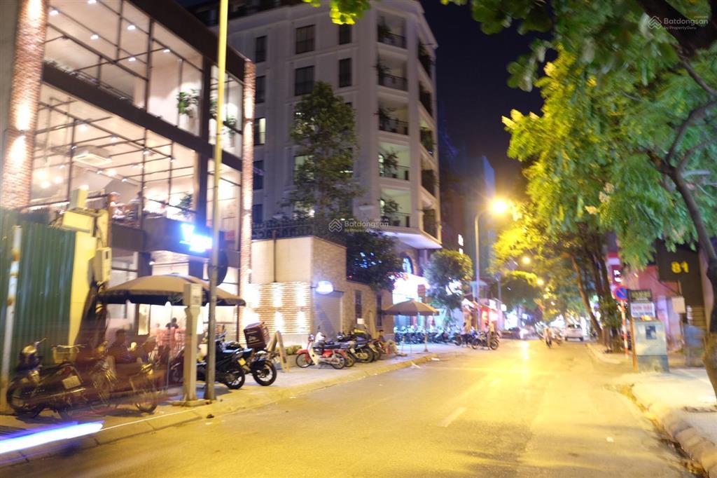Cho thuê mặt bằng 100m mặt phố 85 linh lang, ba đình (làm văn phòng / phòng tập)